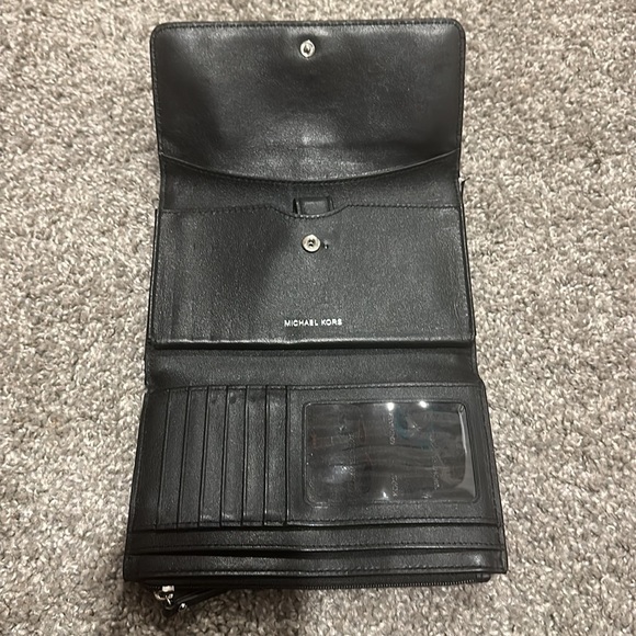 Black leather MK wallet - Picture 2 of 3
